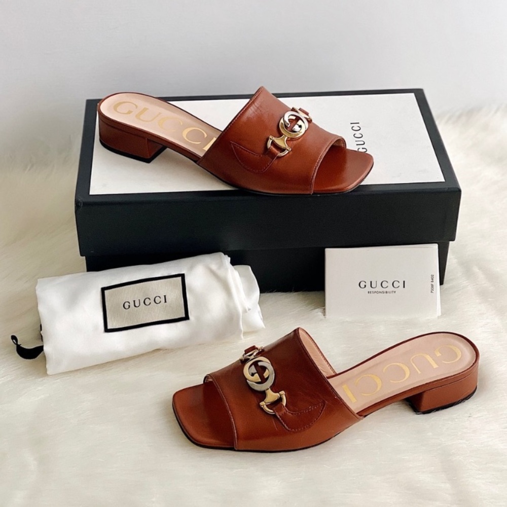 Gucci Zumi Interlocking G Sandals